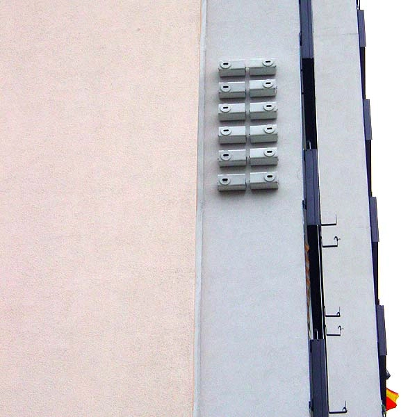 Schwegler No. 17 Swift Nestbox 3 Schwegler No. 17 Swift Nestbox